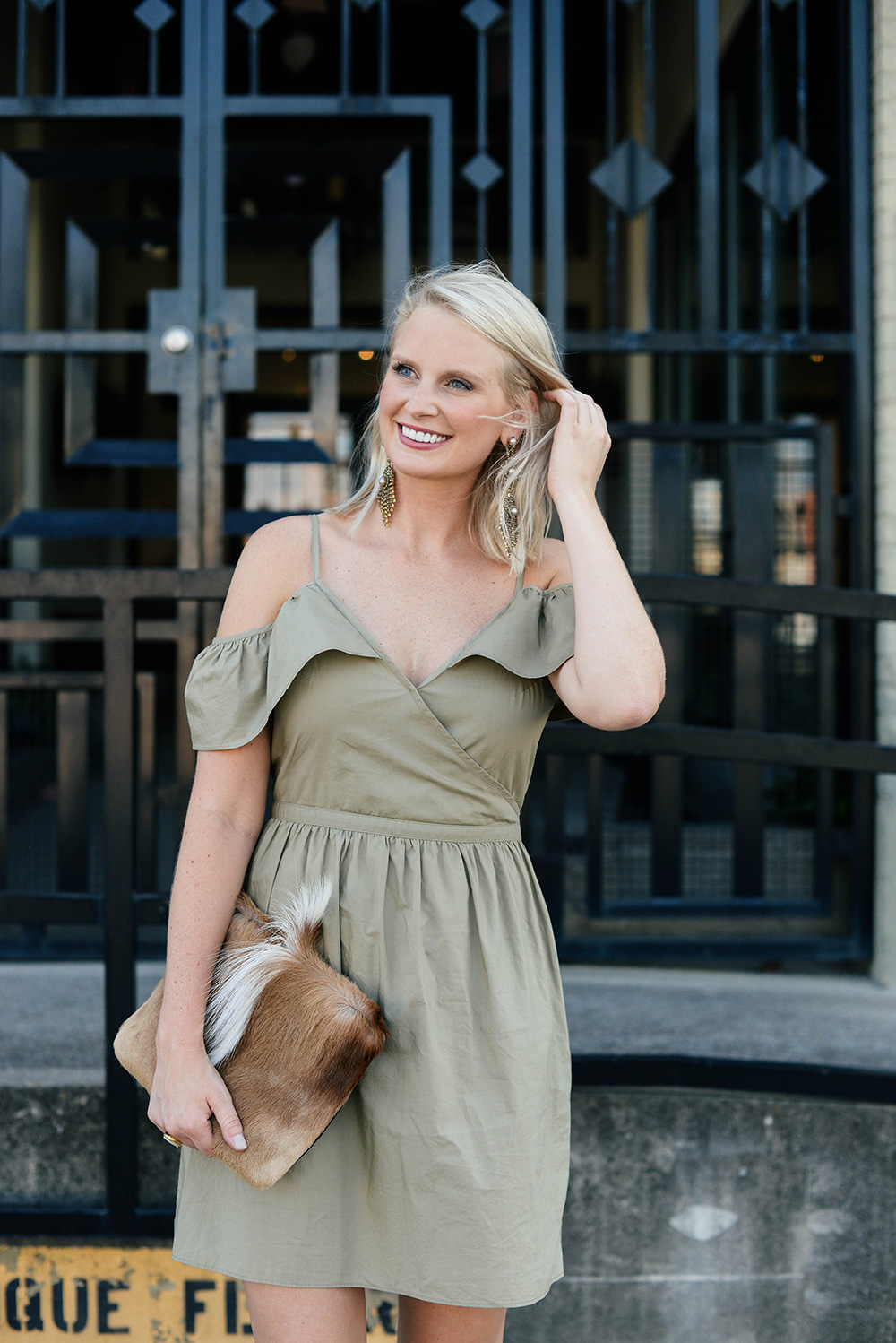 Madewell Khaki Cold Shoulder Dress | The Style Scribe