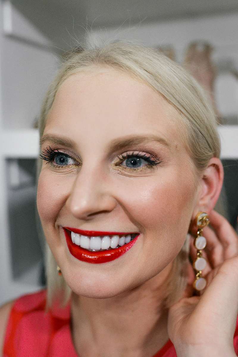 Five Easy Ways to Change Up Your Makeup Look for the Holidays