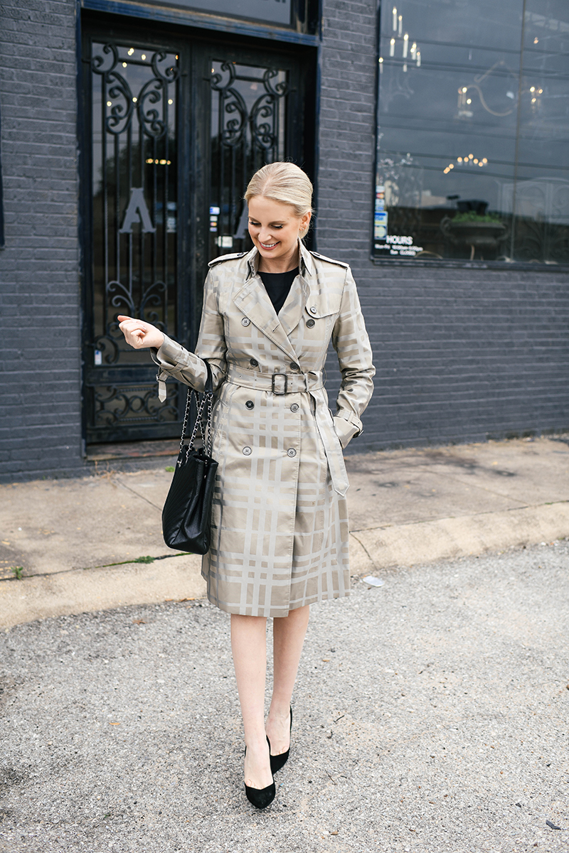 Recreating Meghan Markle's Outfits | Plaid Trench in Wellington, New Zealand