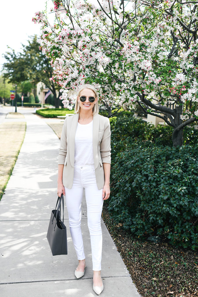 WHITE JEAN WORK OUTFIT IDEAS