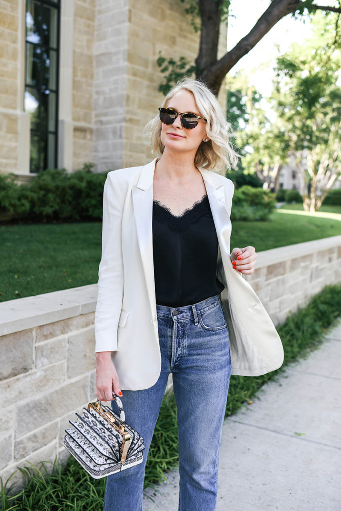 Chic Neutral Outfit Ideas | Blazer and Jeans