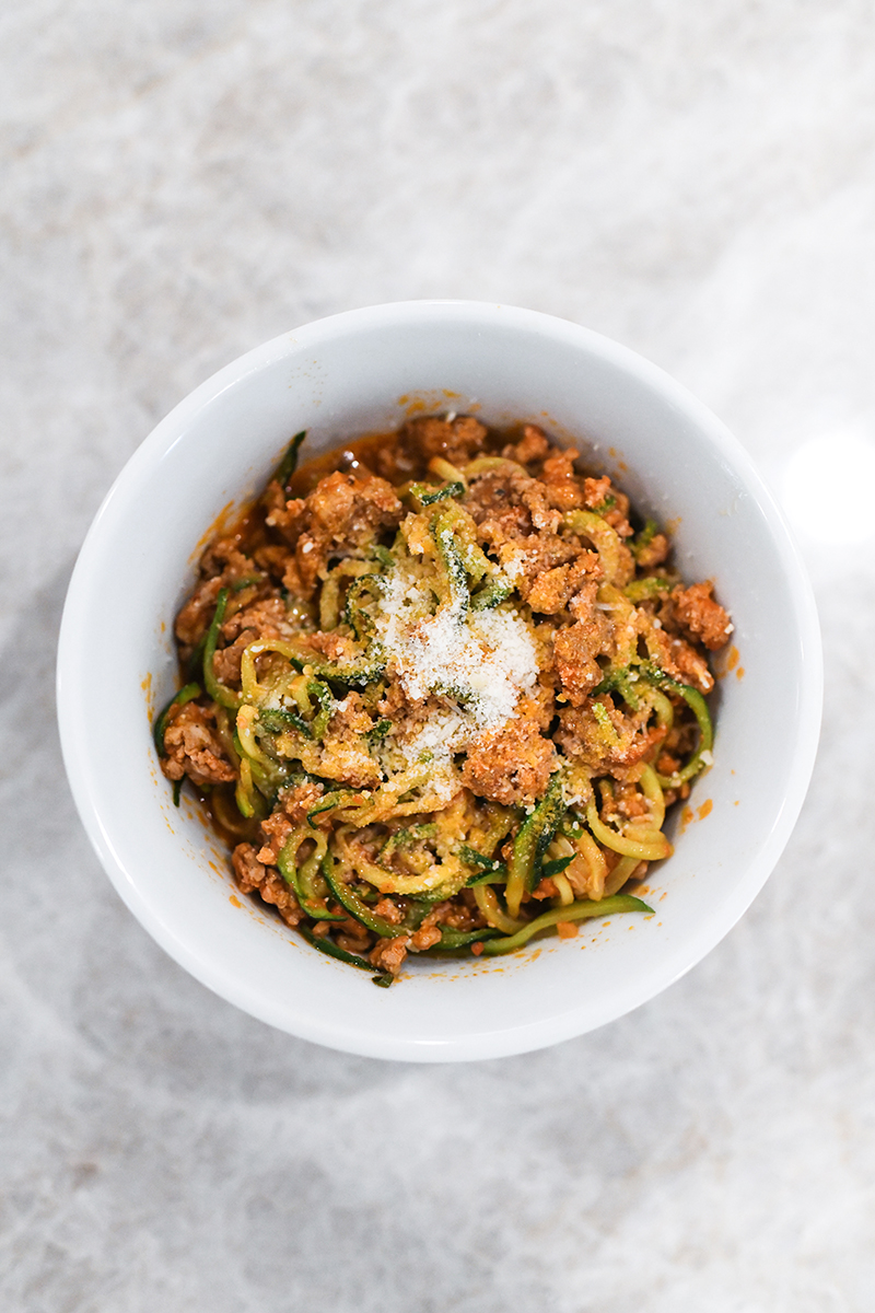 EASY ZUCCHINI NOODLES WITH SPICY ITALIAN SAUSAGE AND VODKA SAUCE