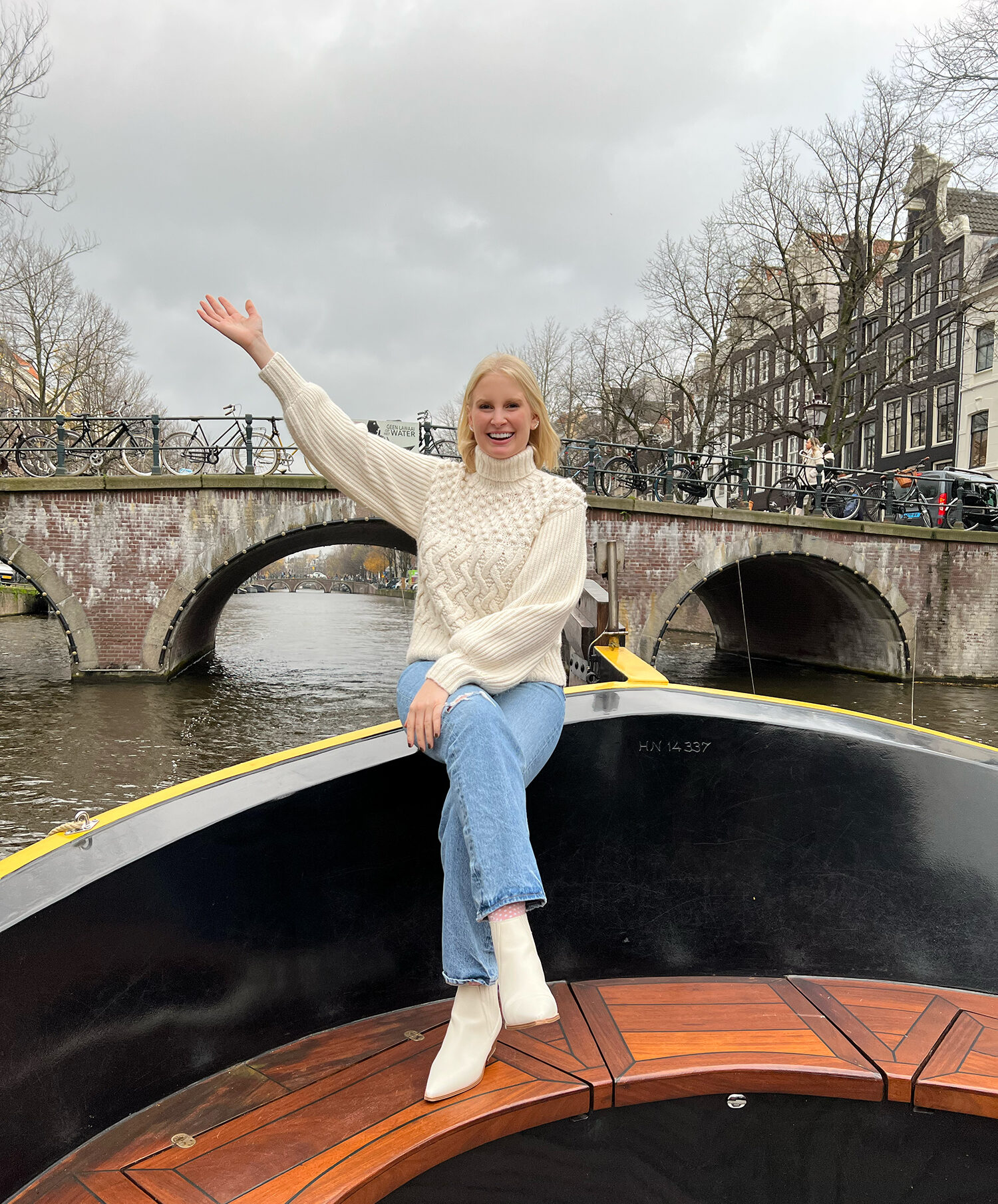 CANAL CRUISE IN AMSTERDAM